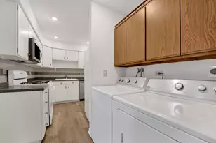 4100 Hudson Dr, Hoffman Estates, IL 60192 - Photo 10