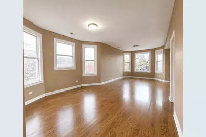 1807 N Lawndale Avenue #2, Chicago, IL 60647 - Photo 2