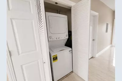 1807 N Lawndale Avenue #2, Chicago, IL 60647 - Photo 10