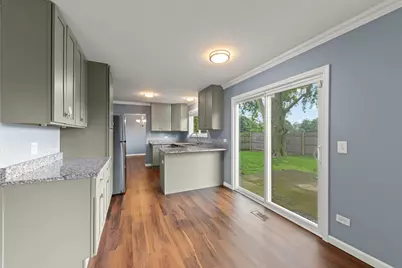 311 Thistle Drive, Bolingbrook, IL 60490 - Photo 10