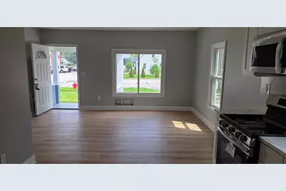 238 N Farnsworth Avenue, Aurora, IL 60505 - Photo 6