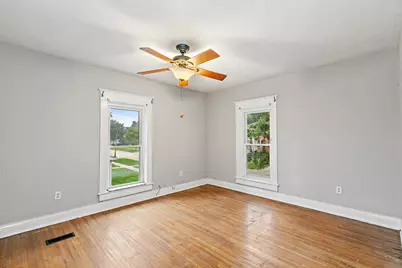 436 W Washington Street, Marengo, IL 60152 - Photo 14