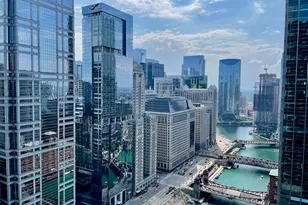 300 N State St, Chicago, IL 60654 - Photo 8