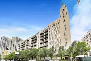758 N Larrabee St, Chicago, IL 60654 - Photo 1