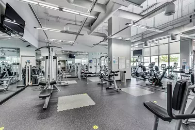655 W Irving Park Road #1313, Chicago, IL 60613 - Photo 18