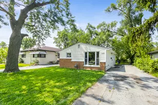 16140 Marshfield Ave, Markham, IL 60428 - Photo 2