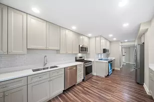 6711 N Monticello Ave, Lincolnwood, IL 60712 - Photo 4
