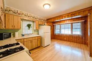 1729 N 23rd Ave, Melrose Park, IL 60160 - Photo 18