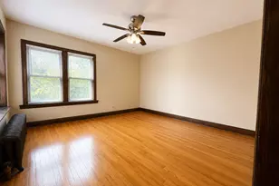 4750 N Lotus Ave, Chicago, IL 60630 - Photo 2