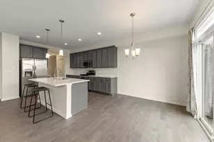 4200 Calder Ln, Aurora, IL 60504 - Photo 6