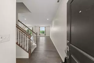 4200 Calder Ln, Aurora, IL 60504 - Photo 2