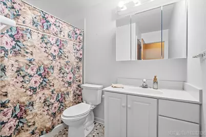 627 Maple Avenue, Lisle, IL 60532 - Photo 10