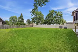 1738 Farwell Ave, Des Plaines, IL 60018 - Photo 58