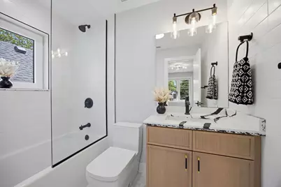 1738 Farwell Avenue, Des Plaines, IL 60018 - Photo 30