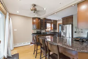 3829 W Addison St, Chicago, IL 60618 - Photo 8