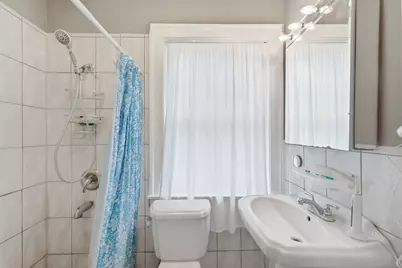 3829 W Addison Street, Chicago, IL 60618 - Photo 24