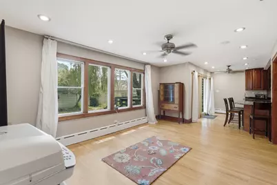 3829 W Addison Street, Chicago, IL 60618 - Photo 12