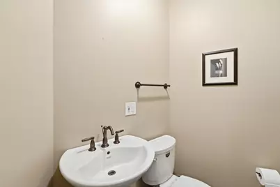 3829 W Addison Street, Chicago, IL 60618 - Photo 16