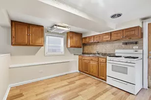 3516 N Cicero Ave, Chicago, IL 60641 - Photo 24