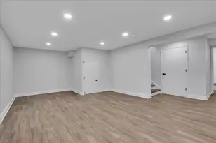 17942 Edwards Ave, Country Club Hills, IL 60478 - Photo 32