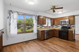 [Address not provided], Bartlett, IL 60103 - Photo 8