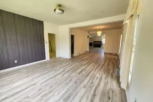 1602 S Highland Ave, Freeport, IL 61032 - Photo 6
