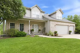 398 Essex Dr, Oswego, IL 60543 - Photo 1
