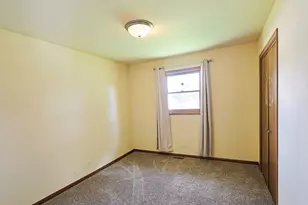 1305 Van St, Elgin, IL 60123 - Photo 20