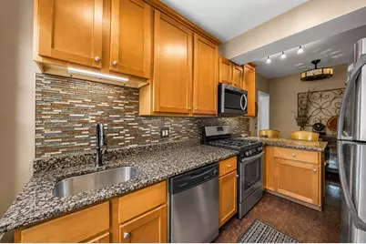 54 Forest Avenue #2W, Riverside, IL 60546 - Photo 8
