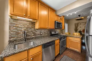 54 Forest Ave, Riverside, IL 60546 - Photo 8