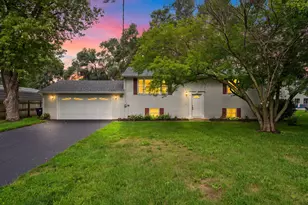 11320 2nd St, Roscoe, IL 61073 - Photo 1