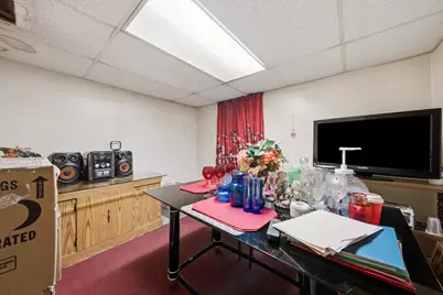 5513 W Cortez Street, Chicago, IL 60651 - Photo 34