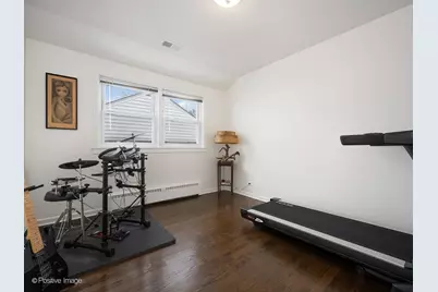 7823 Lotus Avenue, Morton Grove, IL 60053 - Photo 14
