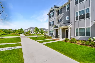 2129 Yellowstone Boulevard, Mundelein, IL 60060 - Photo 4