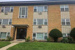 8260 W Oconnor Dr, River Grove, IL 60171 - Photo 2