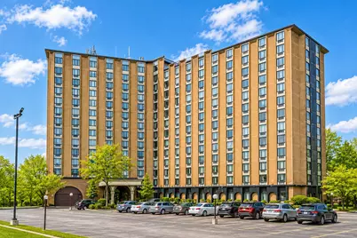 1 Renaissance Place #720, Palatine, IL 60067 - Photo 2