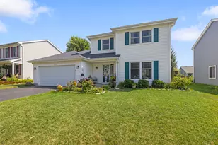 1525 Candlewood Dr, Crystal Lake, IL 60014 - Photo 1