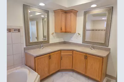 2657 N Sayre Avenue, Chicago, IL 60707 - Photo 14
