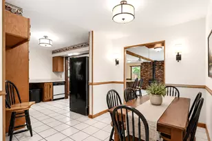 310 N View St, Hinckley, IL 60520 - Photo 8