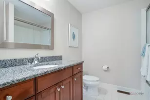 2411 Overview Dr, Buffalo Grove, IL 60089 - Photo 34