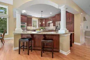 2411 Overview Dr, Buffalo Grove, IL 60089 - Photo 24