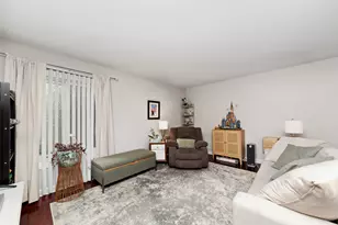 541 73rd St, Downers Grove, IL 60516 - Photo 4