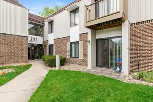 541 73rd St, Downers Grove, IL 60516 - Photo 2