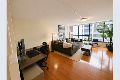 230 E Ontario Street #2005, Chicago, IL 60611 - Photo 8