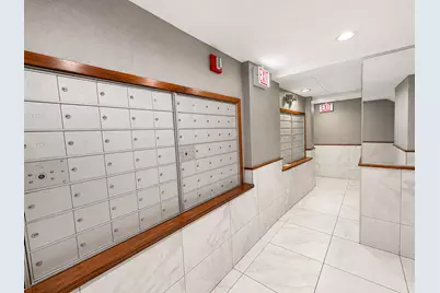 230 E Ontario Street #2005, Chicago, IL 60611 - Photo 4