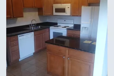 2220 Arbor Circle #26, Downers Grove, IL 60515 - Photo 4