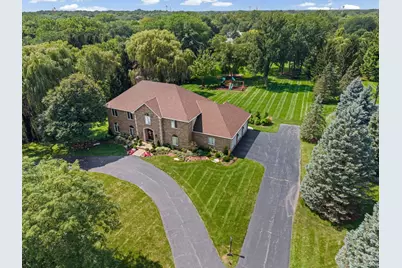 5657 Oakwood Circle, Long Grove, IL 60047 - Photo 32