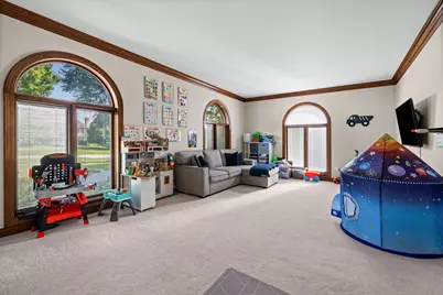 5657 Oakwood Circle, Long Grove, IL 60047 - Photo 6