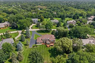 5657 Oakwood Cir, Long Grove, IL 60047 - Photo 34