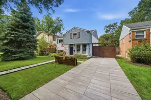 704 Long Rd, Glenview, IL 60025 - Photo 2